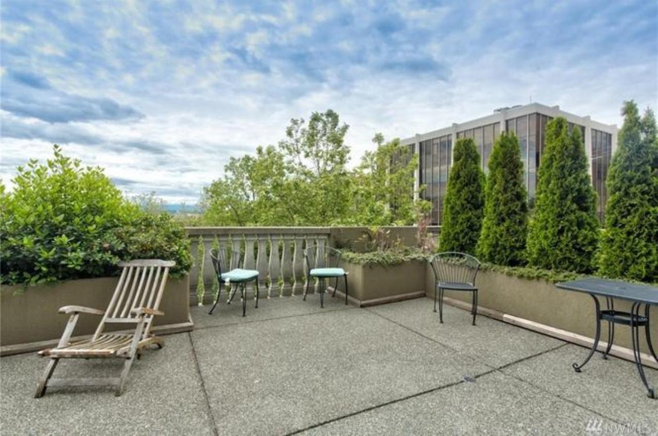 Top Floor Water View Oasis Near Space Needle & Cruise Seattle Exteriér fotografie